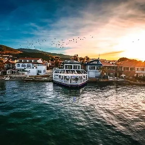 Black Lotus İzmir