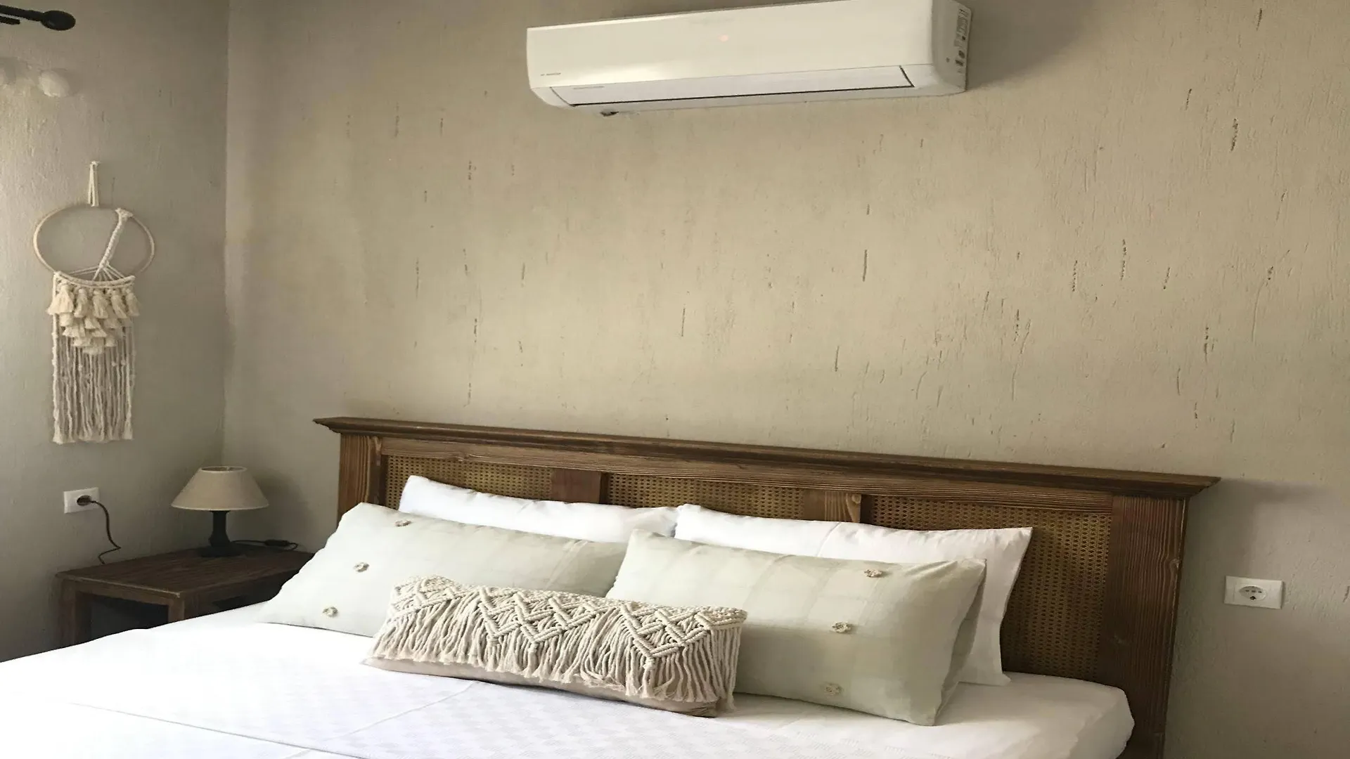 *** Bed & Breakfast Villa Bade Otel Alacati Izmir Turkey